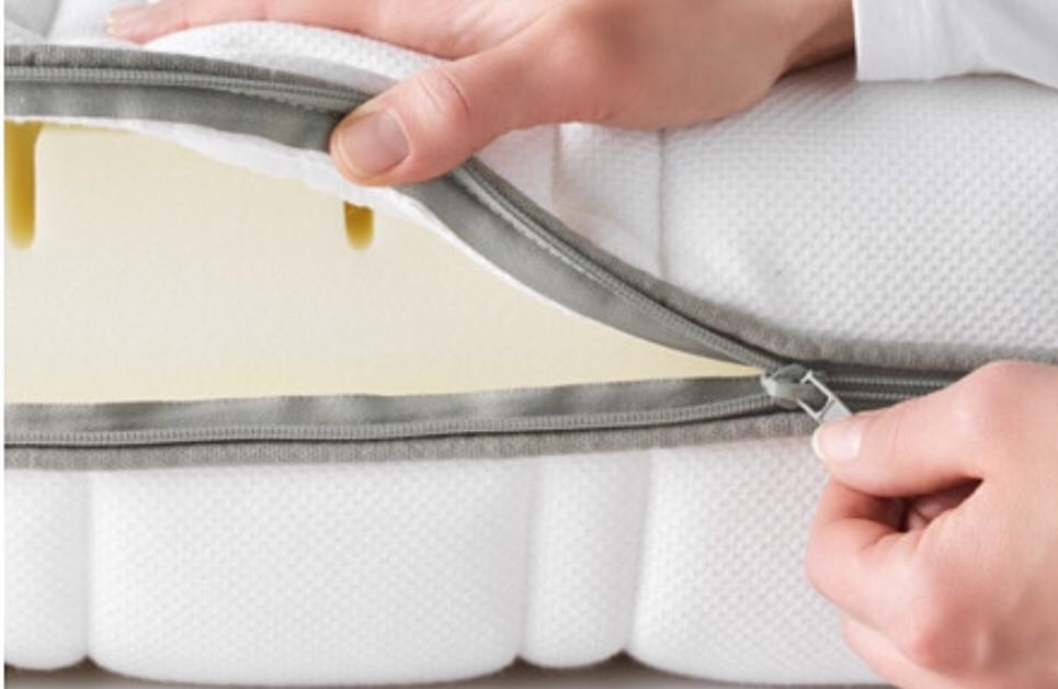 Ikea SVARTA Bunk Bed with trundle and 3 foam mattresses, Furniture