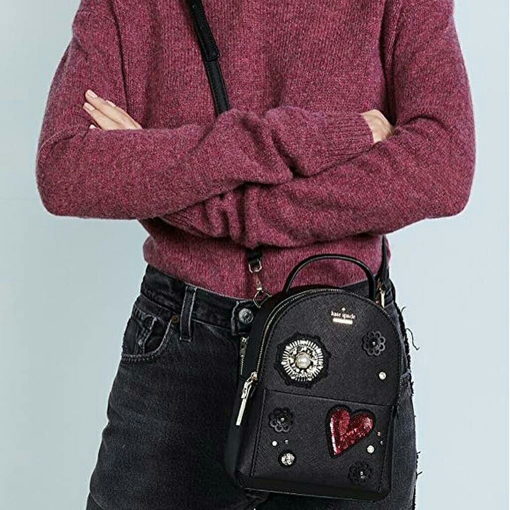 Kate spade top finer things merry