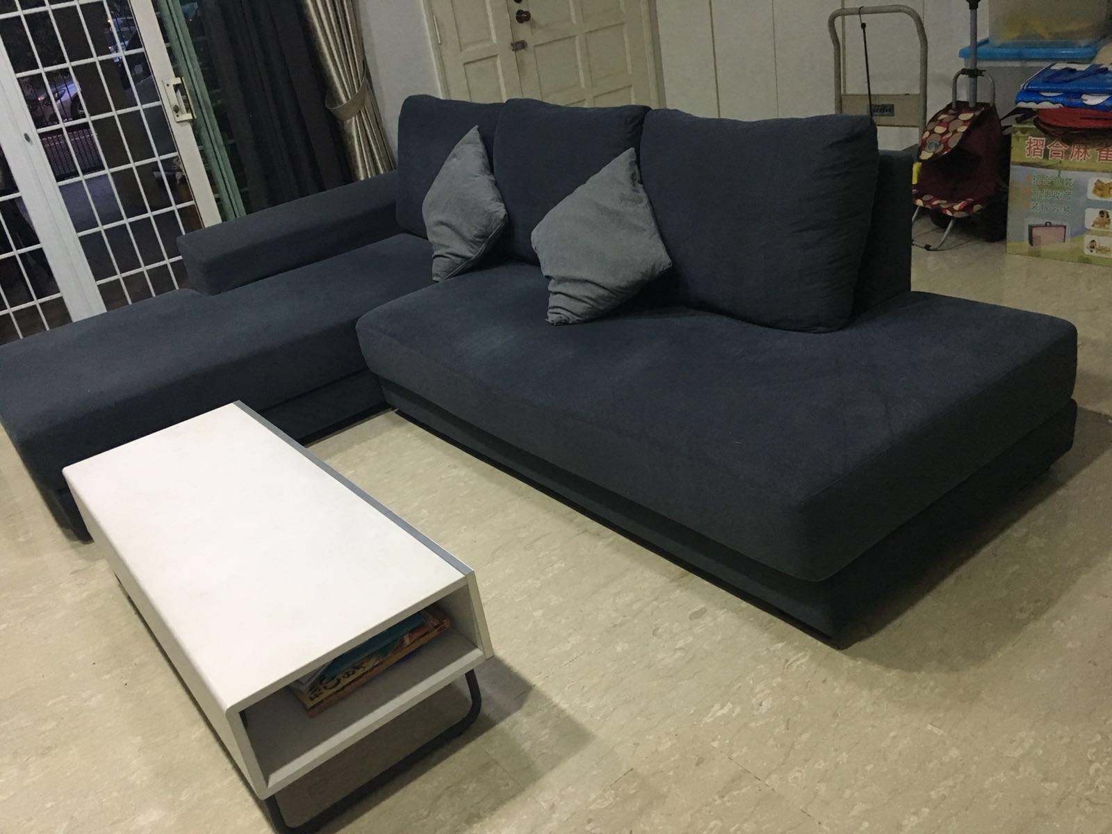 L-shape sofa with coffee table, Furniture & Home Living, Furniture