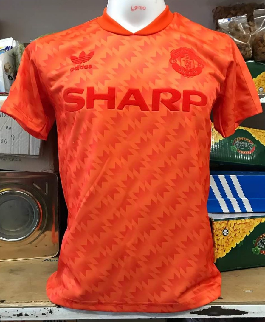 manchester united orange jersey