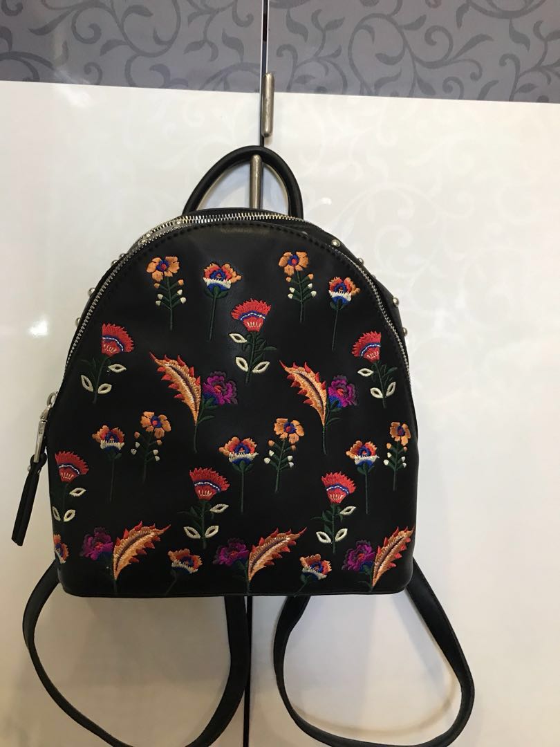 Mango mini backpack 2025