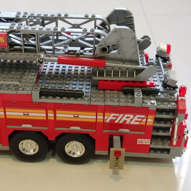 Mega bloks probuilder clearance fire truck
