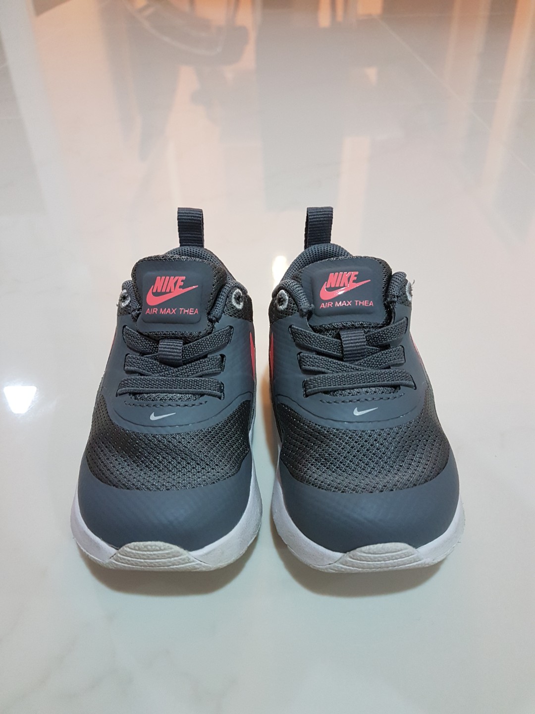 nike sunray protect grey