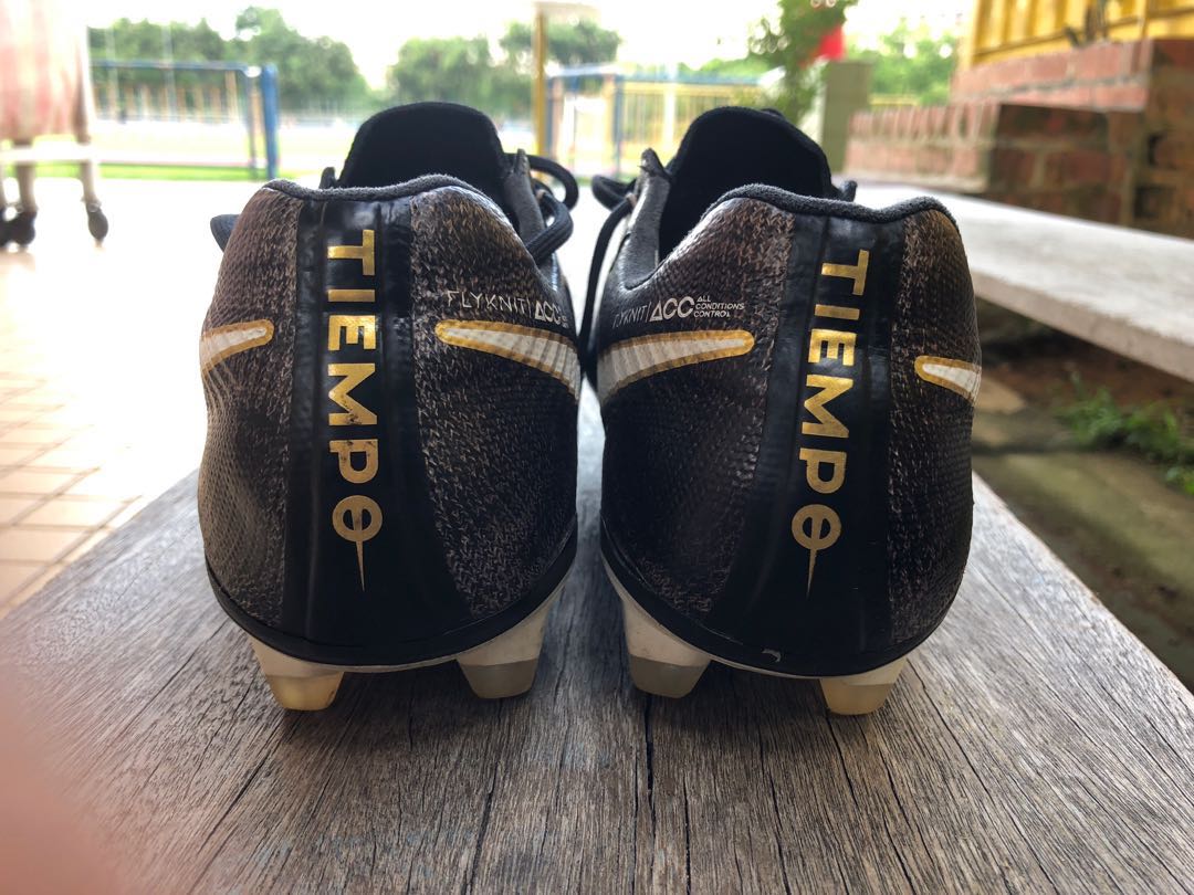 nike tiempo flyknit