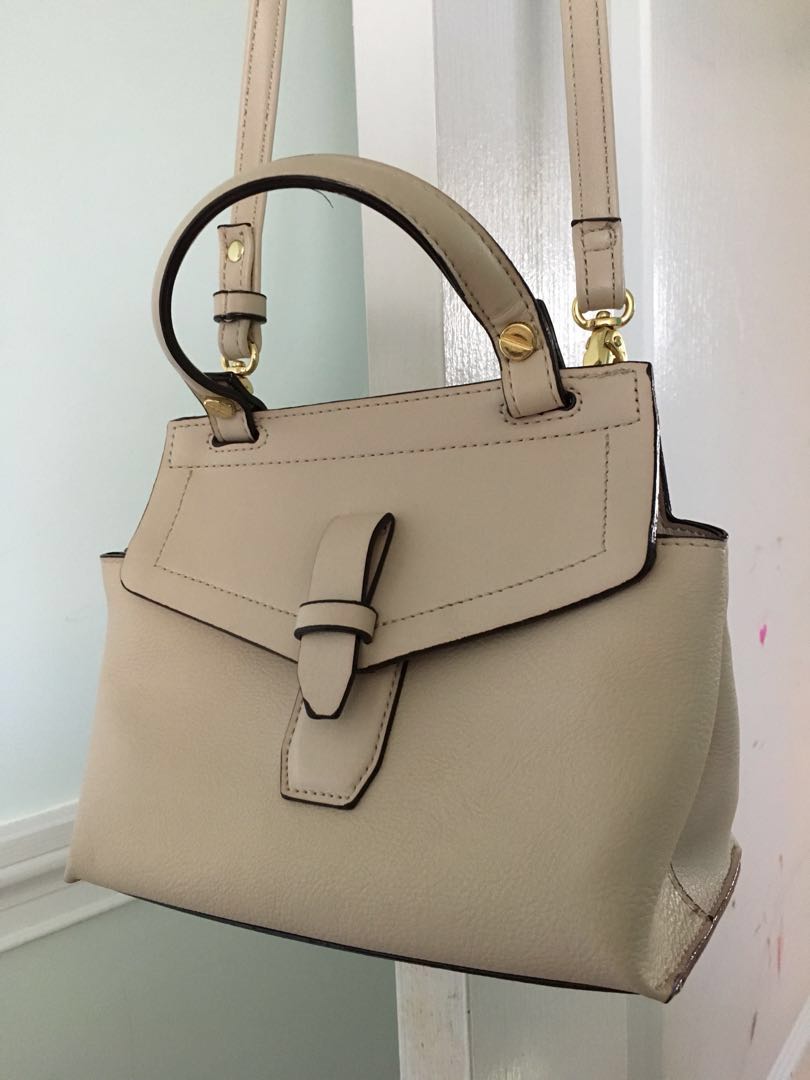 Cream crossbody purse shop