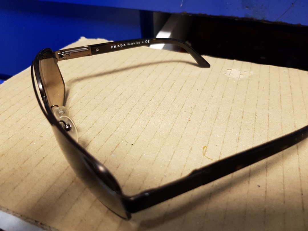 Prada sunglass, Men's Fashion, Watches & Accessories, Sunglasses