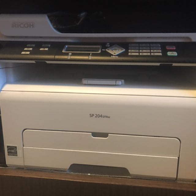 Printer （分類：打印機及影印機）位於 Hong Kong。 由 ilnk4 提交（商品編號 168289343，圖片 2）。簡介： All in one with fax printer and scanner. Not used very often 90% new. 。