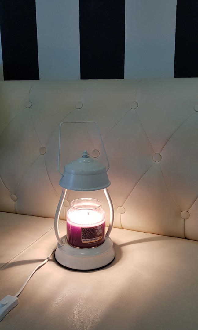 YANKEE Antique Lantern Candle Warmer, Furniture & Home Living, Home Decor, Vases & Decorative
