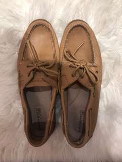 Woman’s size 11 sperry’s