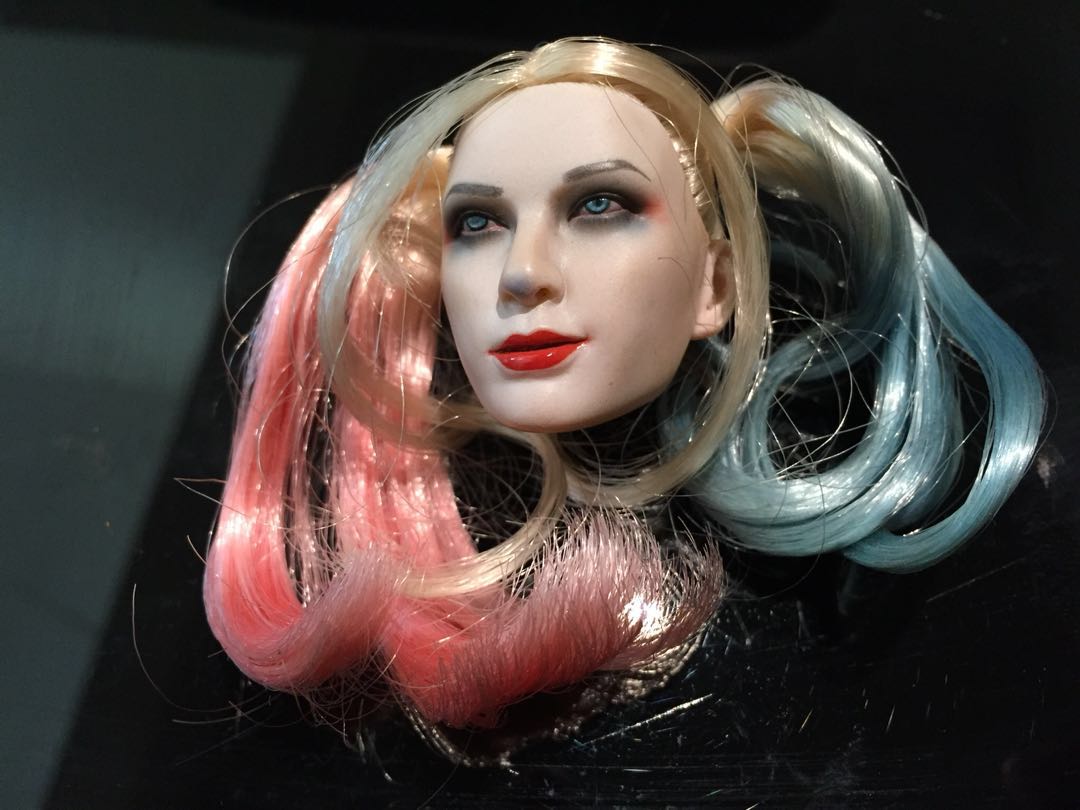 cat toys harley quinn