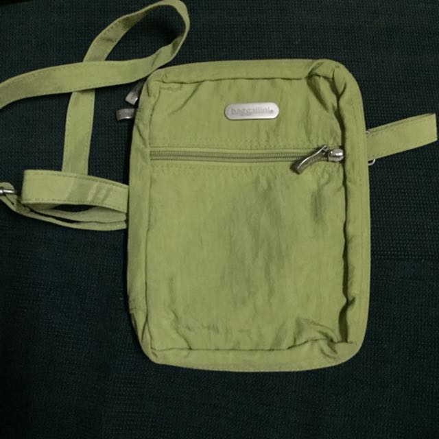 baggallini sling