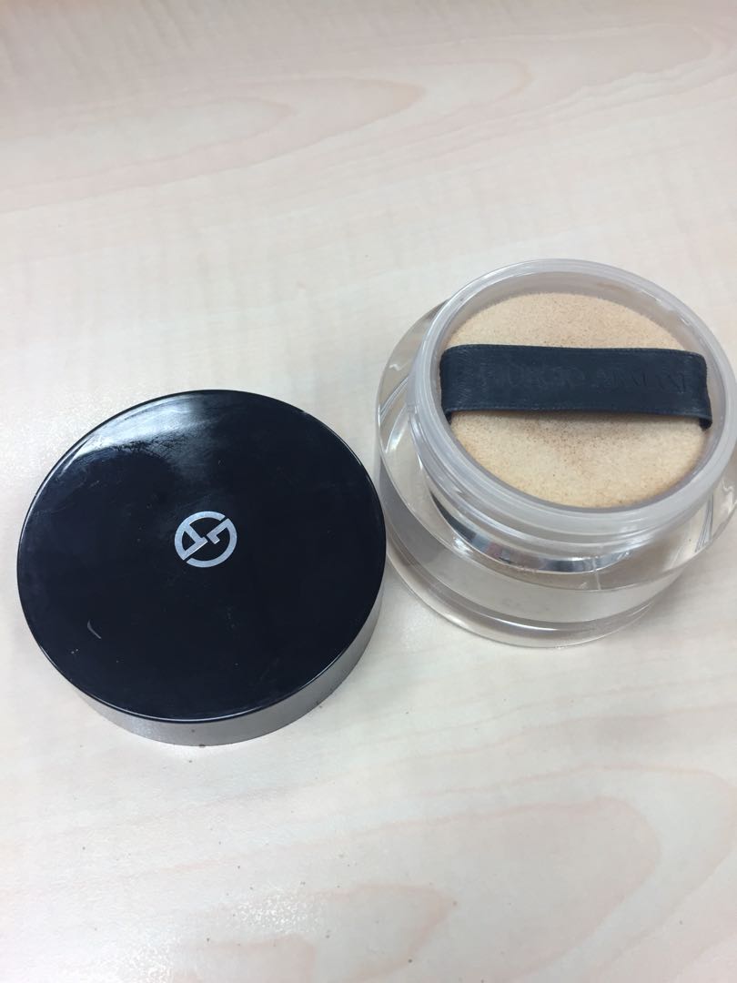 armani micro fil loose powder