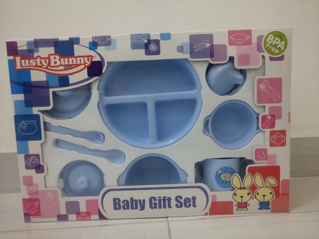 lusty bunny baby gift set