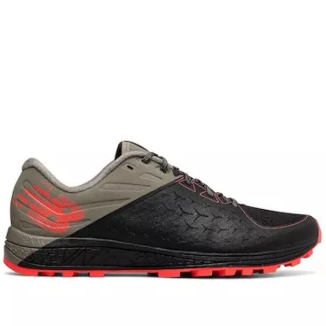 New Balance MTSUMFG2 FuelCore Summit Trail v2 Mens Running Shoes