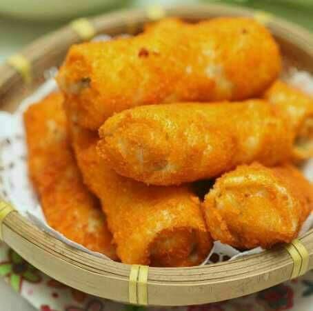 risoles breadcrumbs coated fried spring rolls frozen food