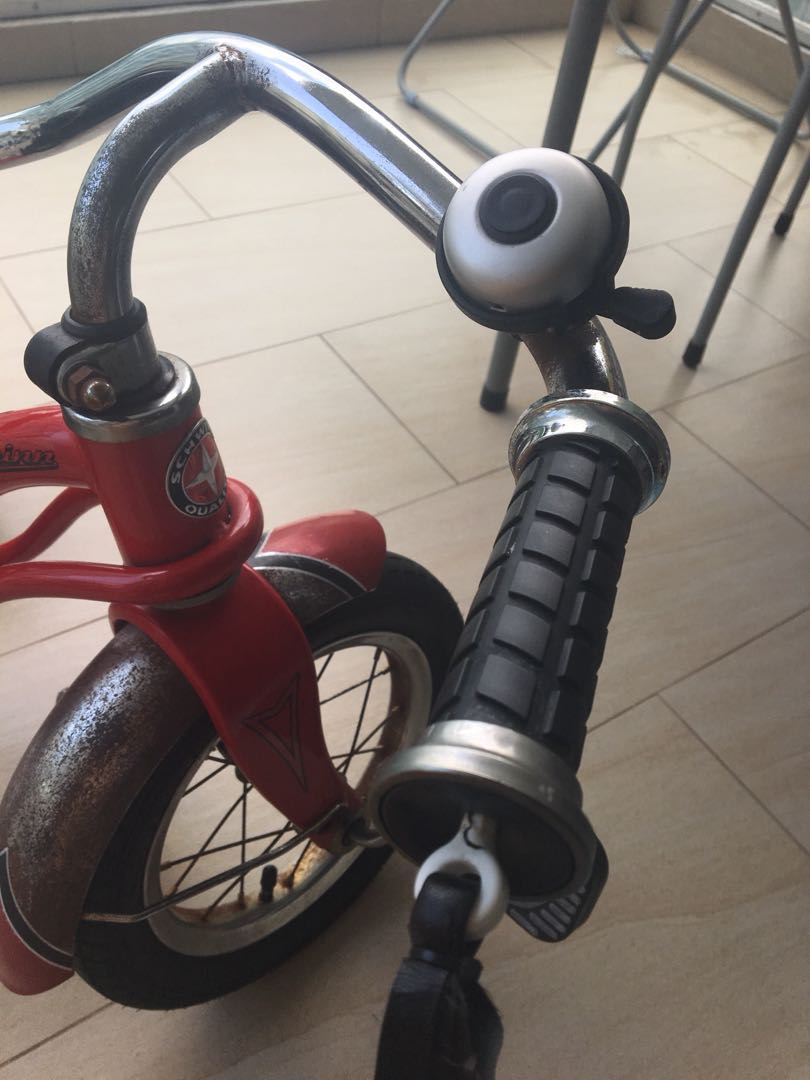 Schwinn tricycle used, Sports Equipment, Bicycles & Parts, Bicycles on Carousell