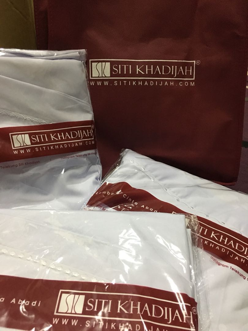 Telekung Siti Khadijah Sk Women S Fashion Muslimah Fashion On Carousell