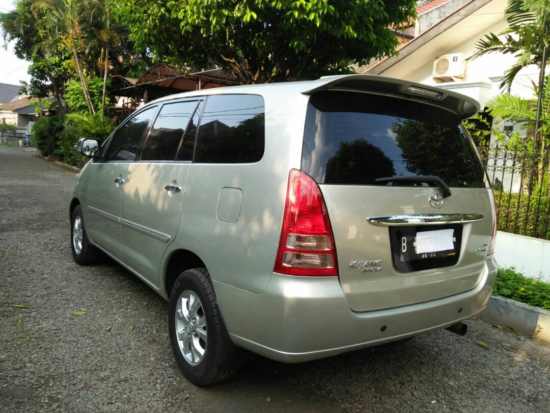 Toyota Innova Type V Thn 2007 Automatic Mobil Motor Mobil