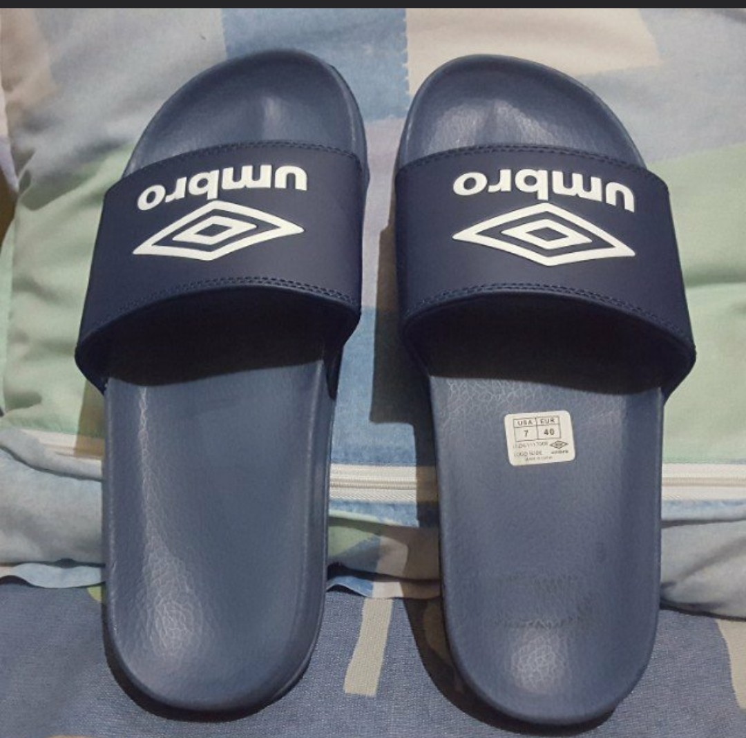 umbro brand slippers