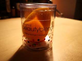 Brand new Beauty blender pop