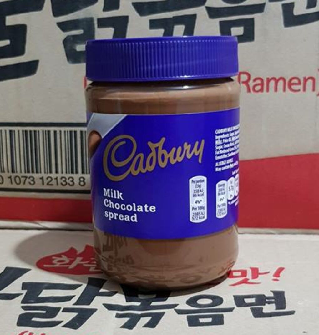 ASSTD IMPORTED CHOCOLATES (Category: Packaged & Instant Food) located in Manila. Submitted by iamken28 (Listing ID 168511451, Image 3). Description: PM ME FOR THE PRICELIST! ❤️.