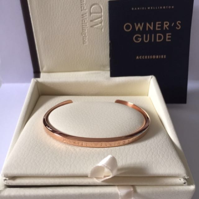 Daniel wellington hotsell cuff size guide