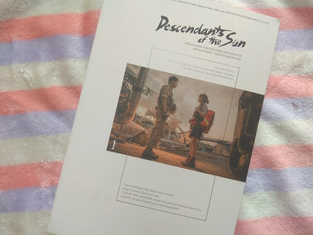 Descendants Of The Sun Book Terjemahan Bahasa Melayu Dots K Wave On Carousell