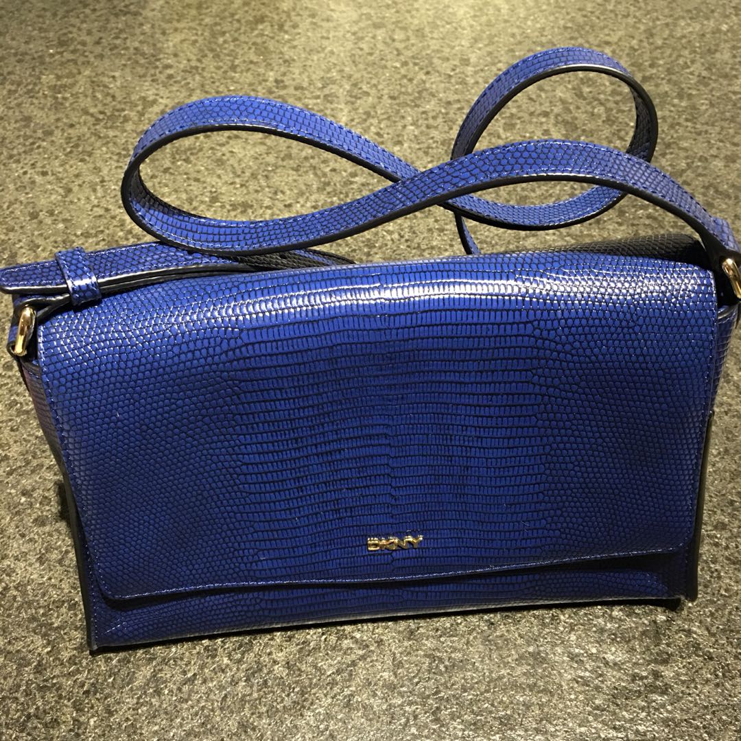 DKNY Flap Crossbody in Cobalt Blue, Women's Fashion, Bags & Wallets