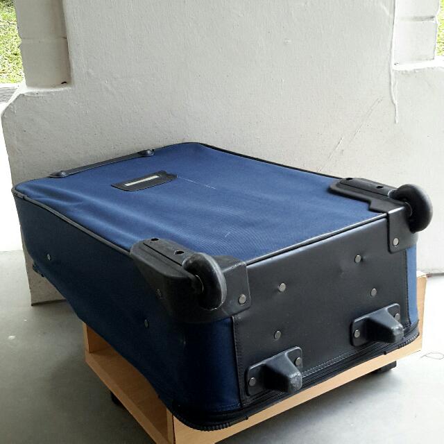 Embark 26" Luggage Bag, Hobbies & Toys, Travel, Luggage on Carousell