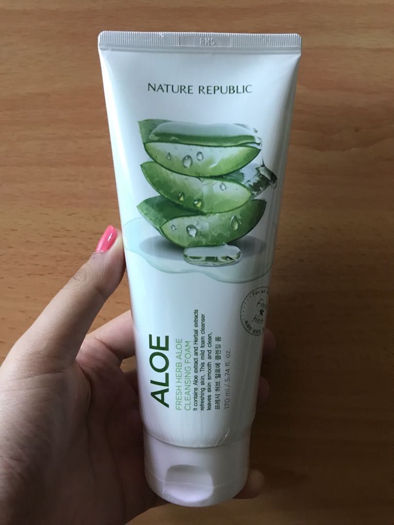 aloe fresh herb aloe cleansing foam