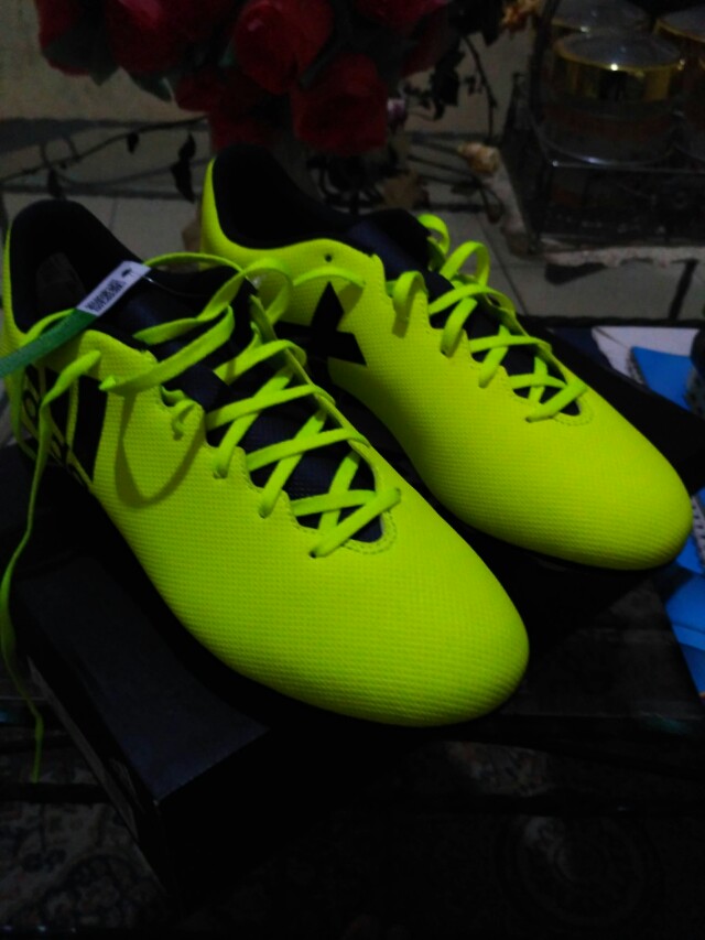 Sepatu Bola Adidas X 17 4 Fxg Size 42 Olah Raga Perlengkapan Olahraga Lainnya Di Carousell