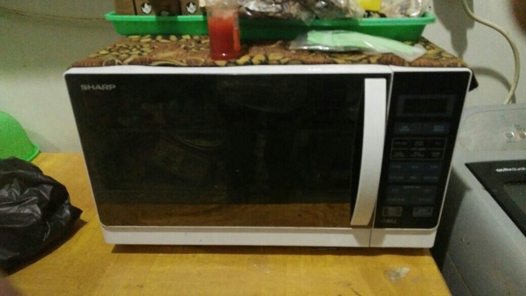 Sharp Microwave Oven Grill R 728 Kitchen Liances On Carou Sharp Microwave Oven Grill R 728