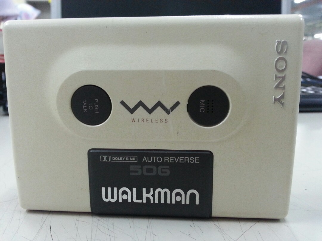 SONY ソニー カセットウォークマン WM-F203 WALKMAN ジャンク ジャンク