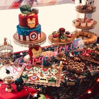 DESSERT TABLE
