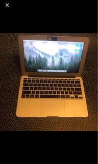 Apple laptop air
