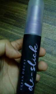 De Slick Setting Spray