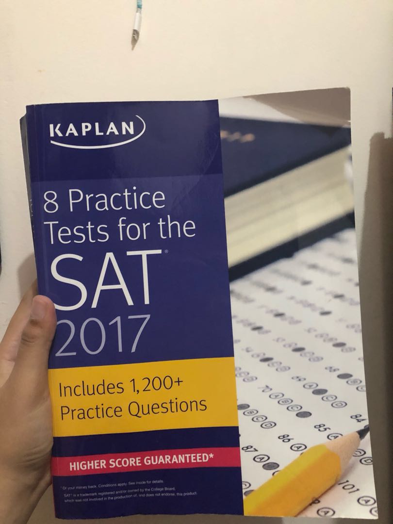 8 Practice Test For The Sat 2017 By Kaplan Buku Alat Tulis