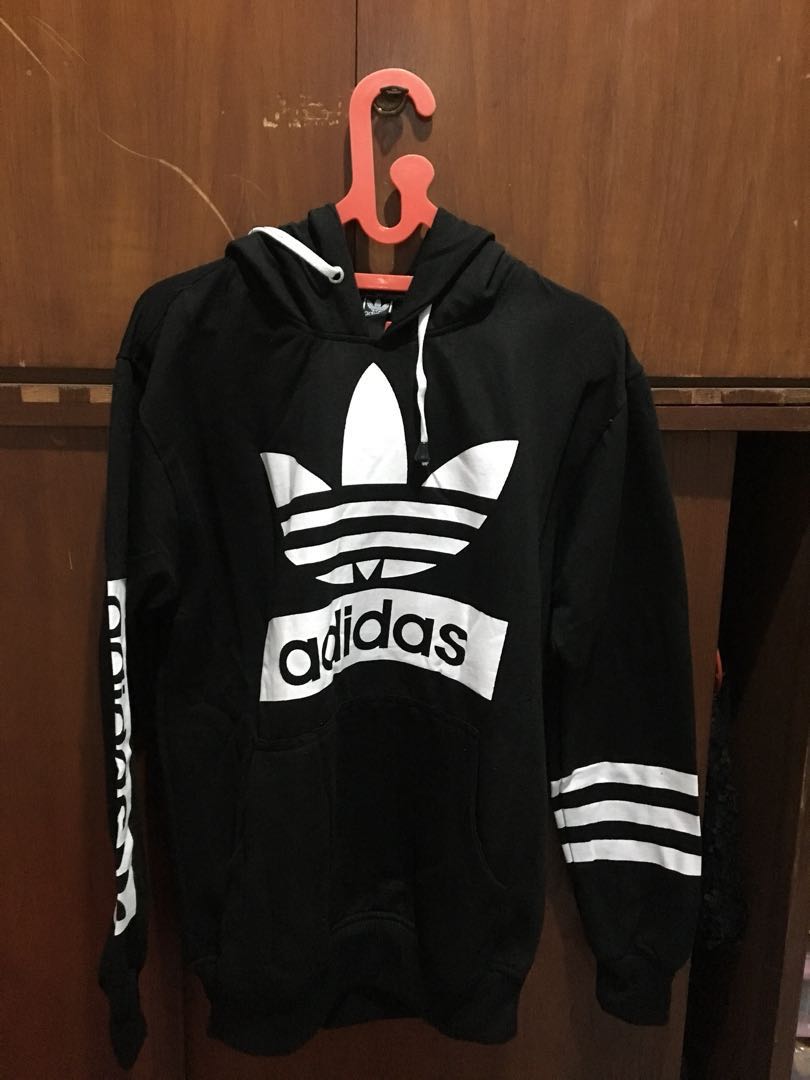 Adidas sweatshirt hoodie (kw), Fesyen Wanita, Pakaian Wanita di Carousell