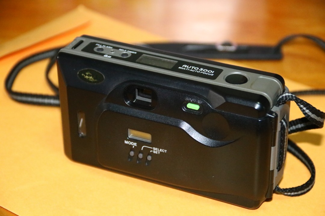 Chinon Auto 3001 Film Camera, Photography, Cameras on Carousell