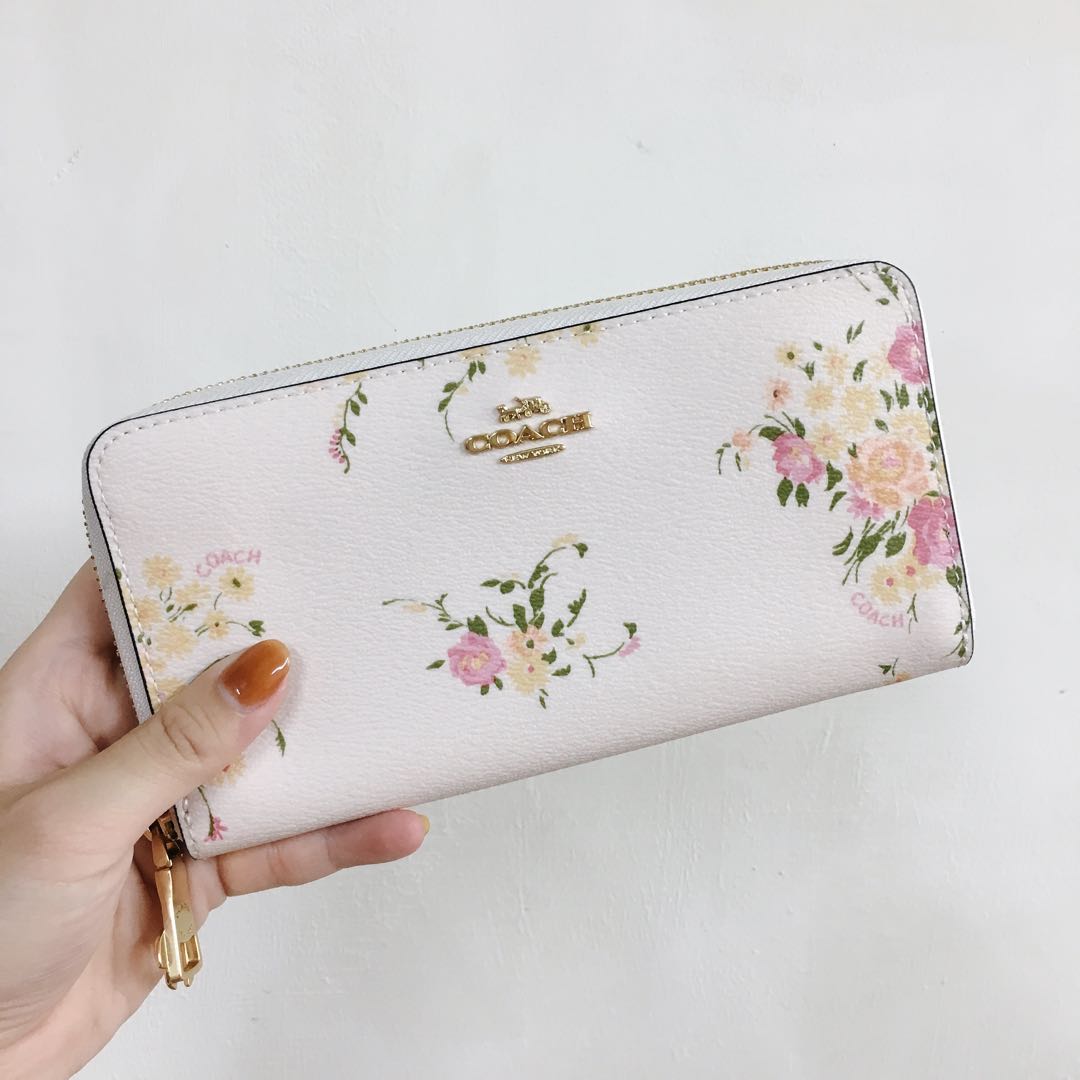 Coach花花系列拉鍊長夾 名牌精品 精品包包在旋轉拍賣