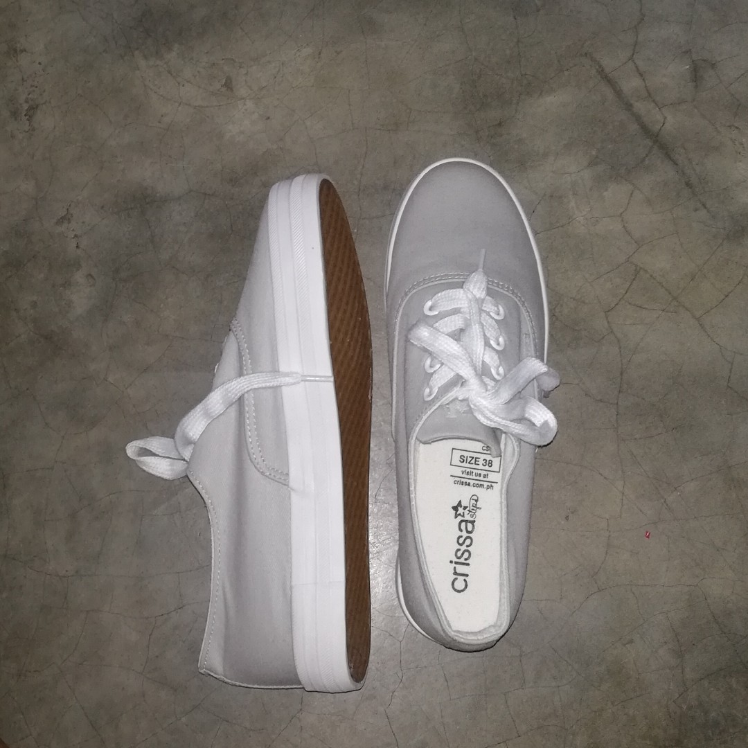 Crissa gray shoes (Category: Flats & Sandals) located in Manila. Submitted by ownedmanila (Listing ID 168807038, Image 3). Description: Never been worn. Bought for 699 pesos..