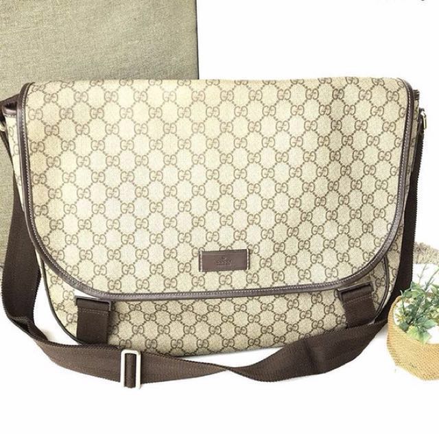 Gucci messenger outlet sling bag