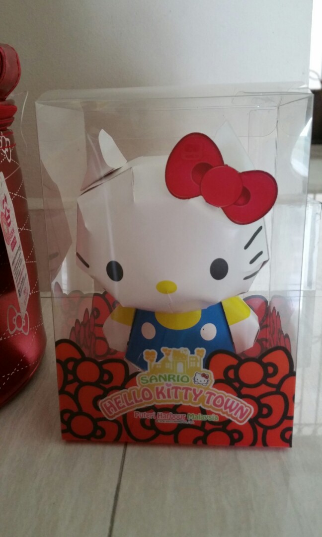 Hello Kitty Lunch Bag And Diy Cardboard Figurine Blessing Toys