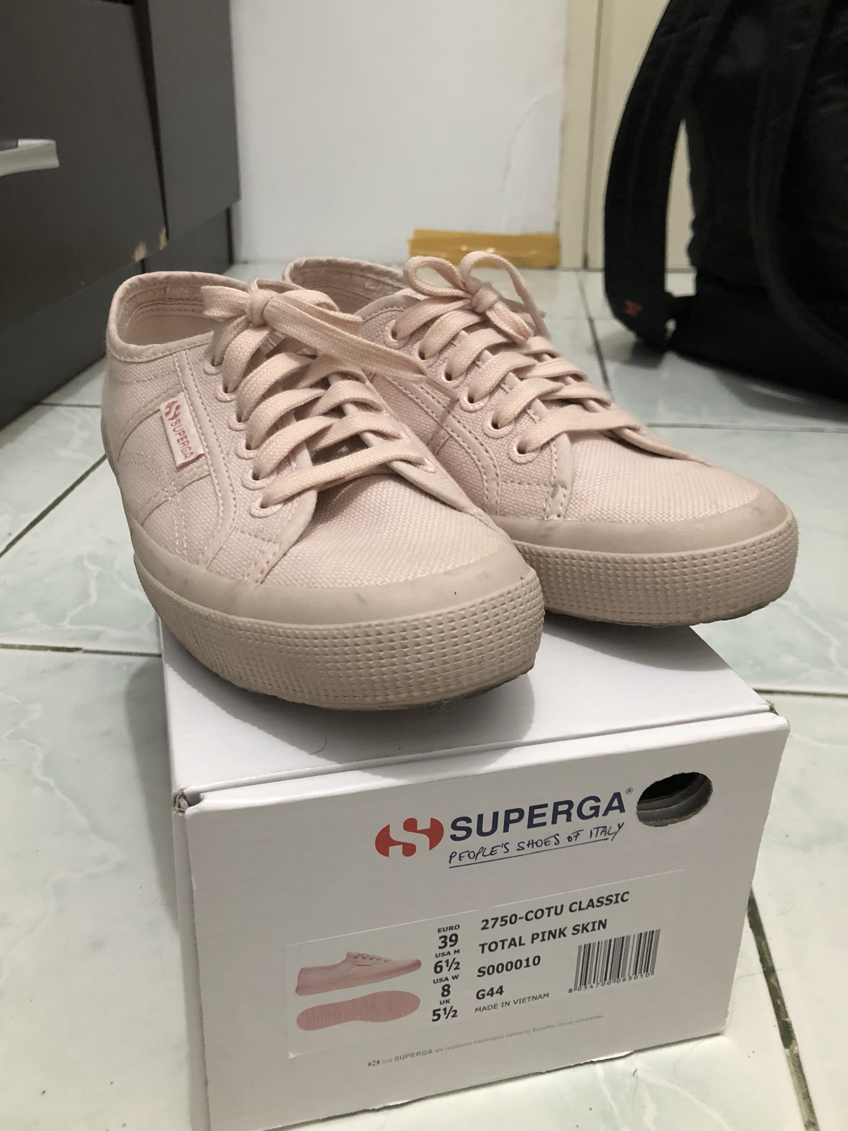 superga moa