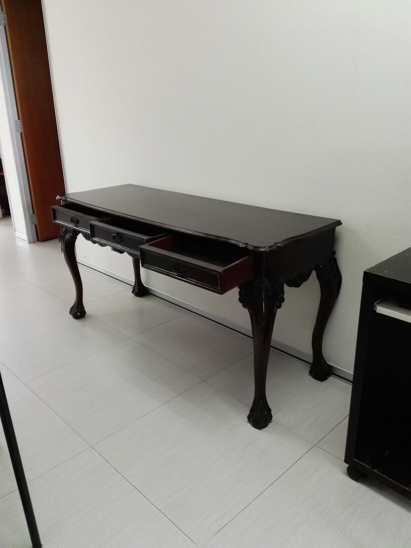 Vintage Oriental Western Craw Legs Console Table With 3 Drawers Offer Vintage Oriental Western Craw Legs Console Table With 3 Drawers Offer
