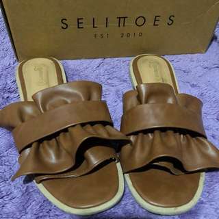 Sandal selittoes