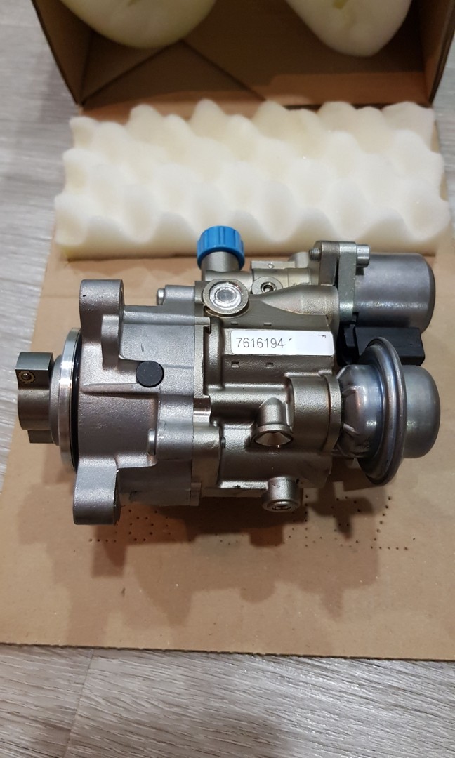 Bmw 335i Original Fuel Pressure Pump Front Bmw E92 93 Car Accessories On Carousell