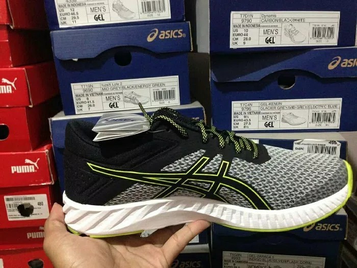asics men's fuzex lyte 2