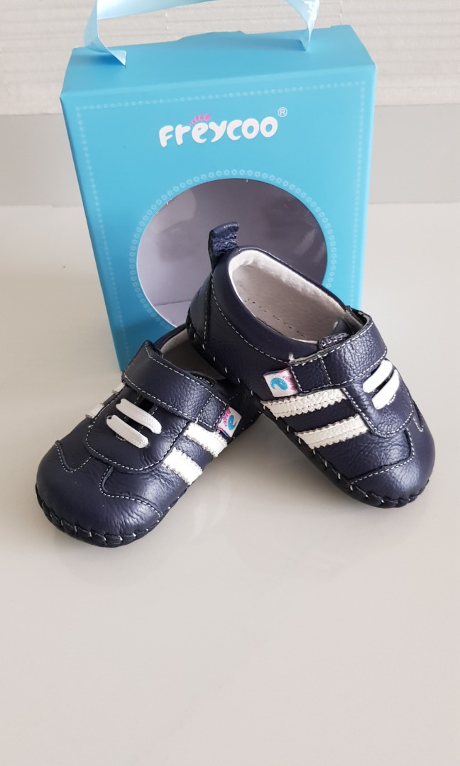 Freycoo baby shoes top