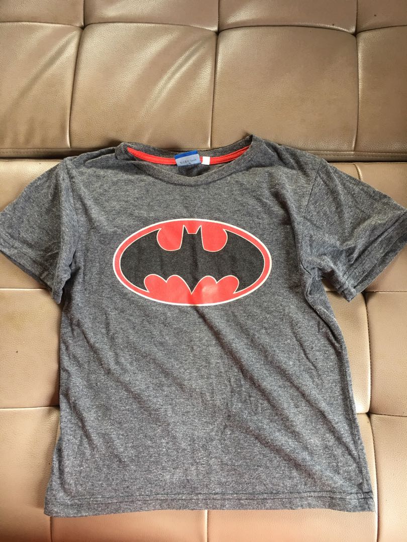 Batman shirt, Babies & Kids, Babies & Kids Fashion on Carousell